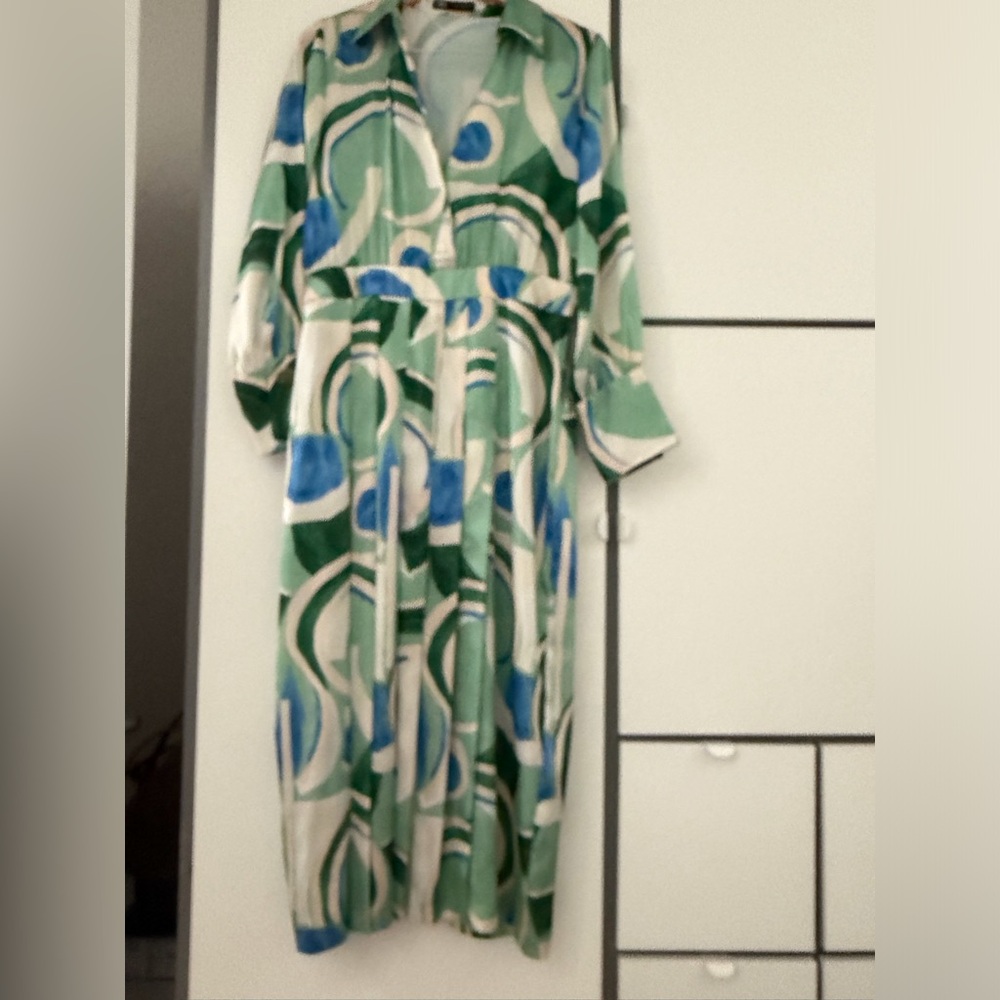 Zara Mint and Blue Abstract Button-Up Shirt